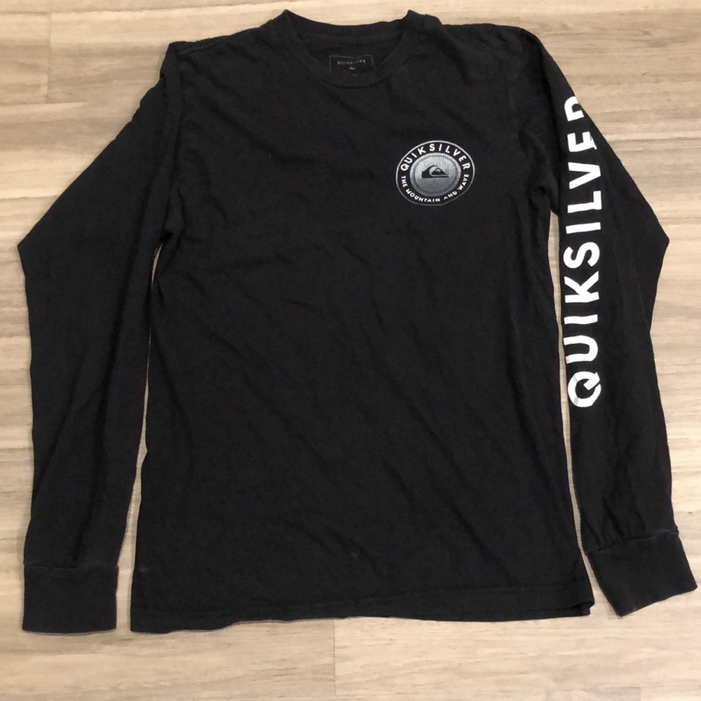 Quiksilver long sleeve, T-shirt, size small